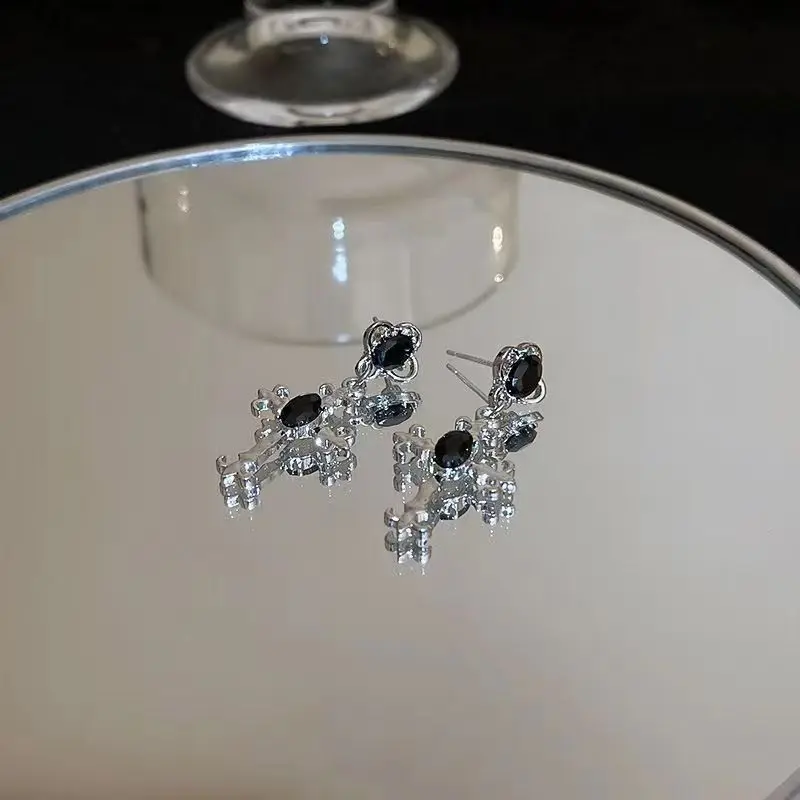 Gothic Cross Black Drop Earrings - 4
