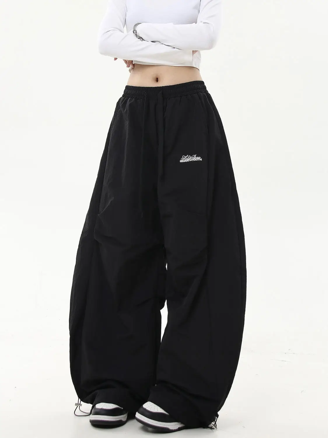 Minimalist Streetwear Baggy Cargo Pants - 7