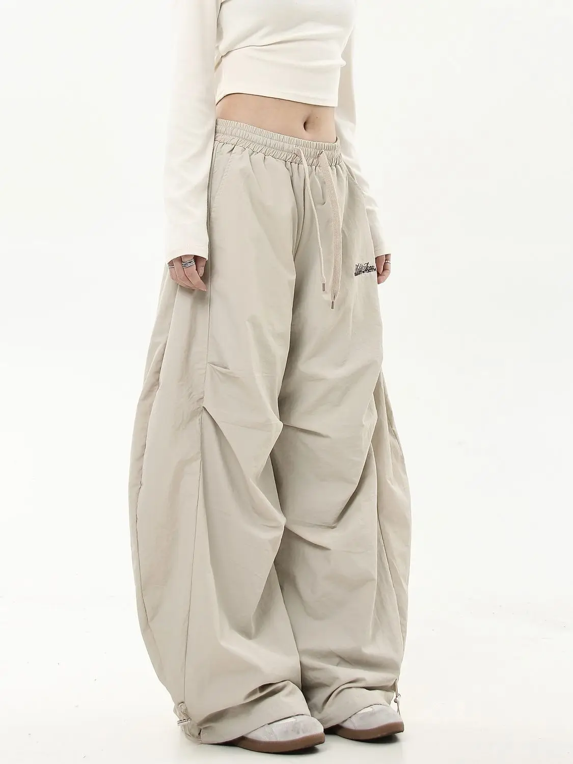 Minimalist Streetwear Baggy Cargo Pants - 8