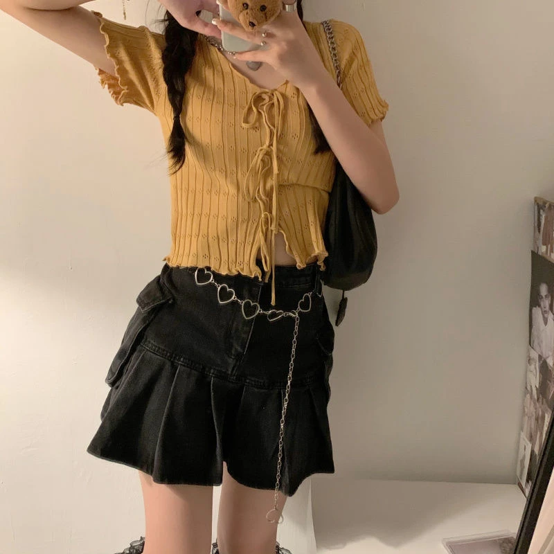 Dark Academia Lace-Up Ribbed Crop Top - 18