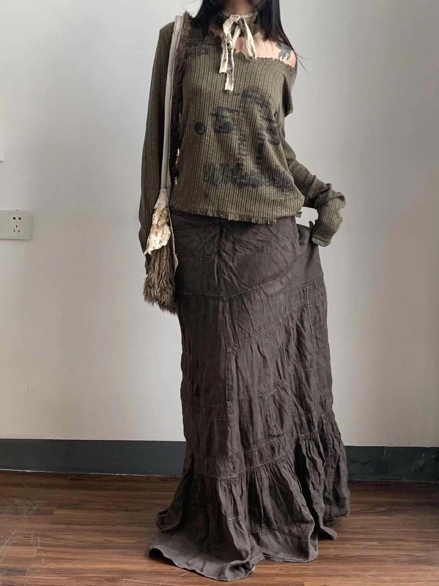 Grunge Streetwear Asymmetrical Ribbed Top - 2