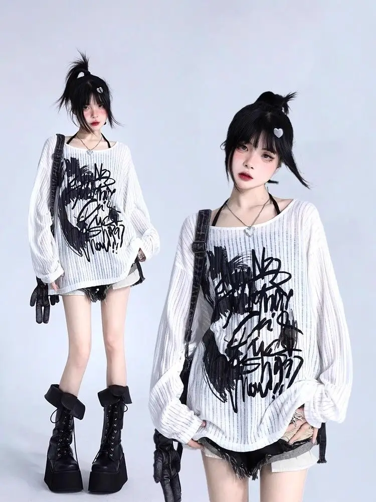 Grunge Streetwear Graphic Sweater - 4