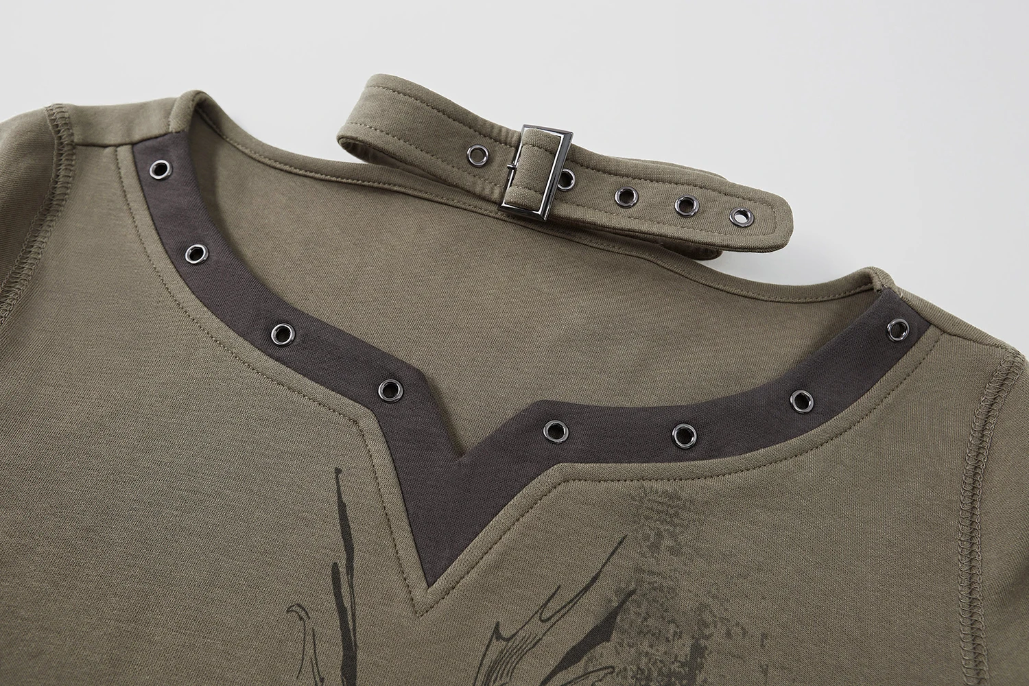 Gothic Punk Graphic T-Shirt - 10