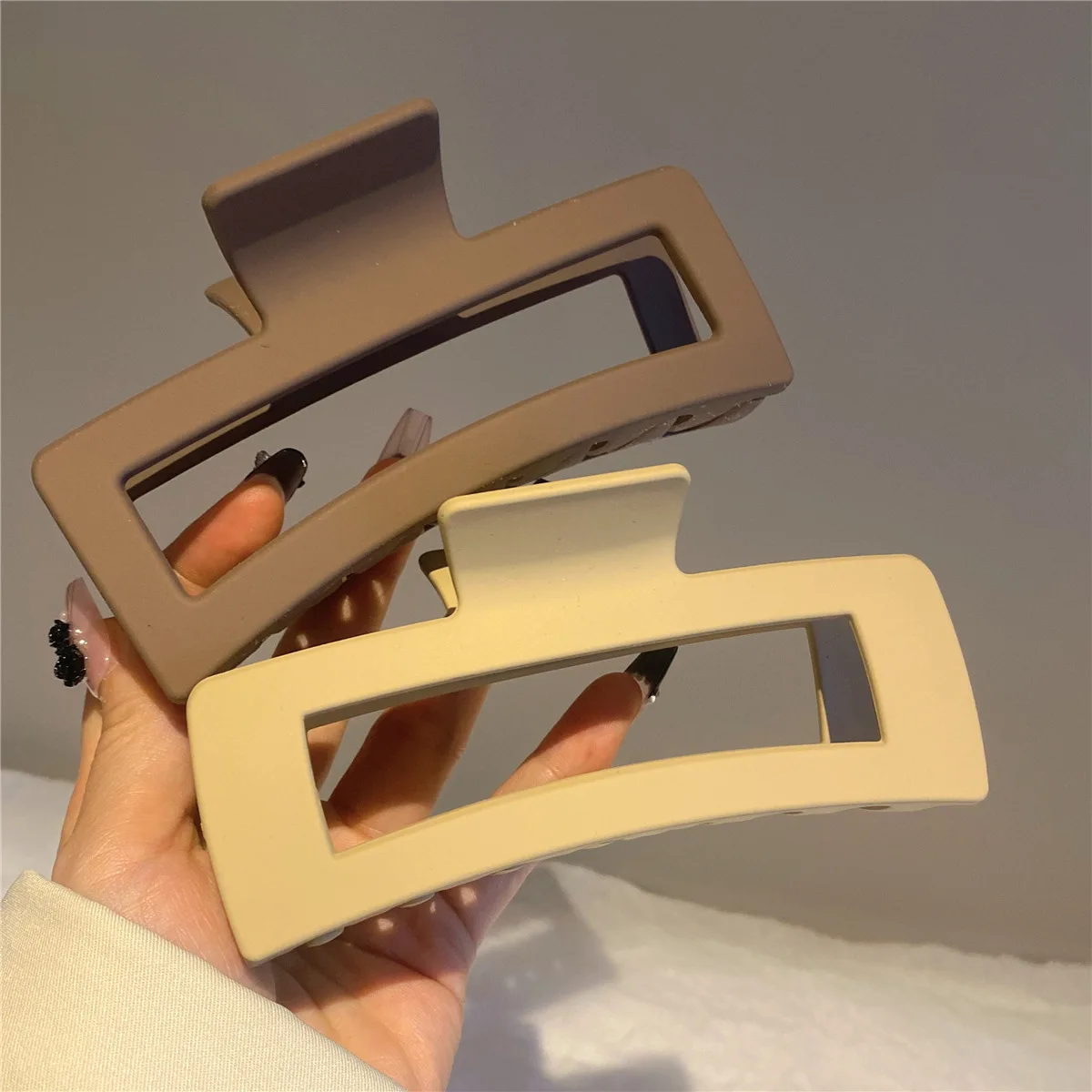 Minimalist Aesthetic Rectangular Hair Claw Clips - 4