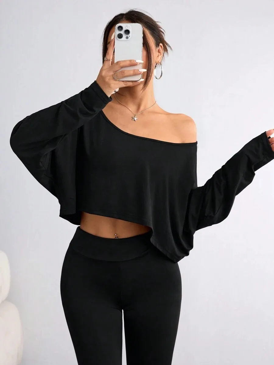 Y2K Minimalist Oversized Off-Shoulder Cropped Sweatshirt - 3