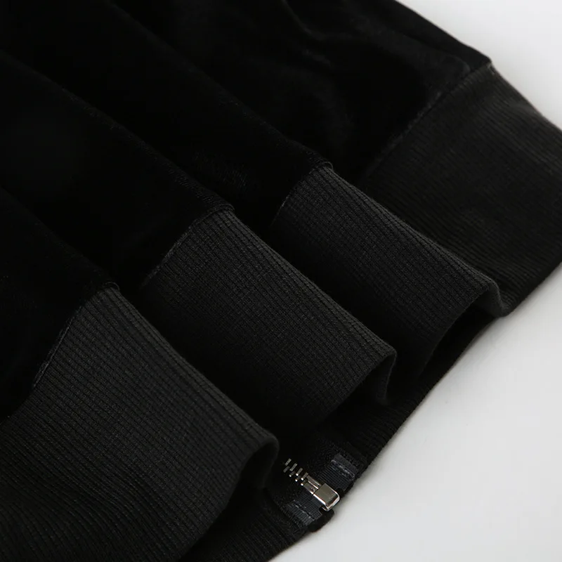 Grunge Glam Velvet Faux-Fur Trim Hoodie - 11