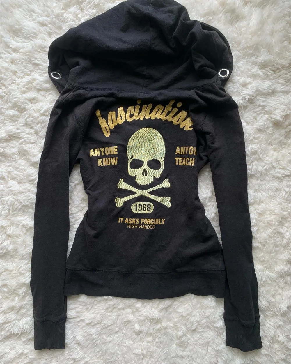 Gothic Grunge Oversized Hoodie with Skull Embroidery - 3